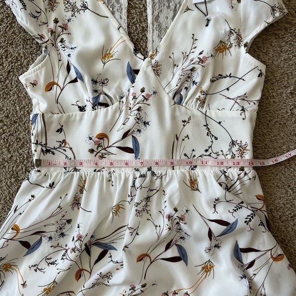 NWT Molly Bracken Floral Babydoll Lace A-Line Mini Dress - Picture 14 of 15